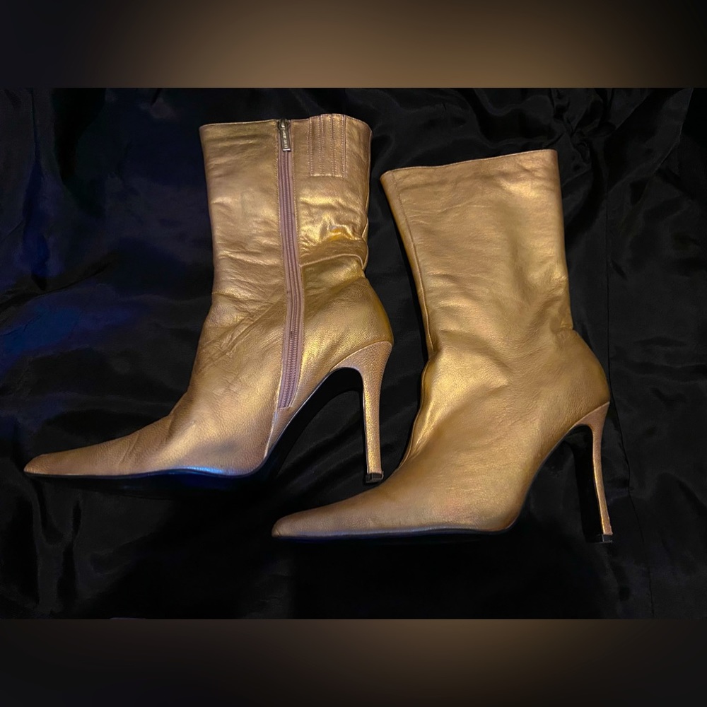 Leather boots.Super sexy, comfy. Metallic gold & glamorous.Worn 1 New Year’s Eve